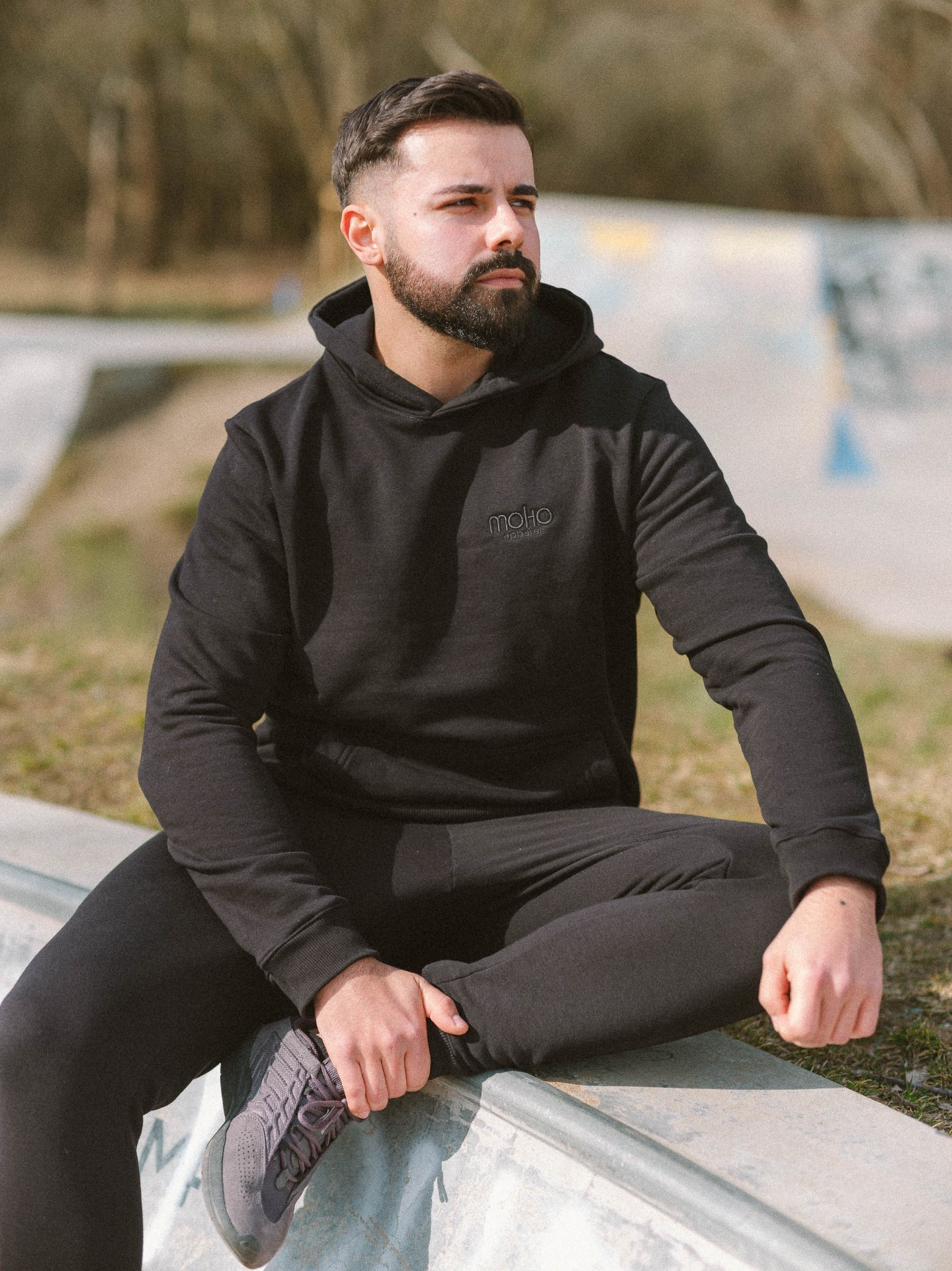 Essentials Joggers · Men Black — ujęcie 3