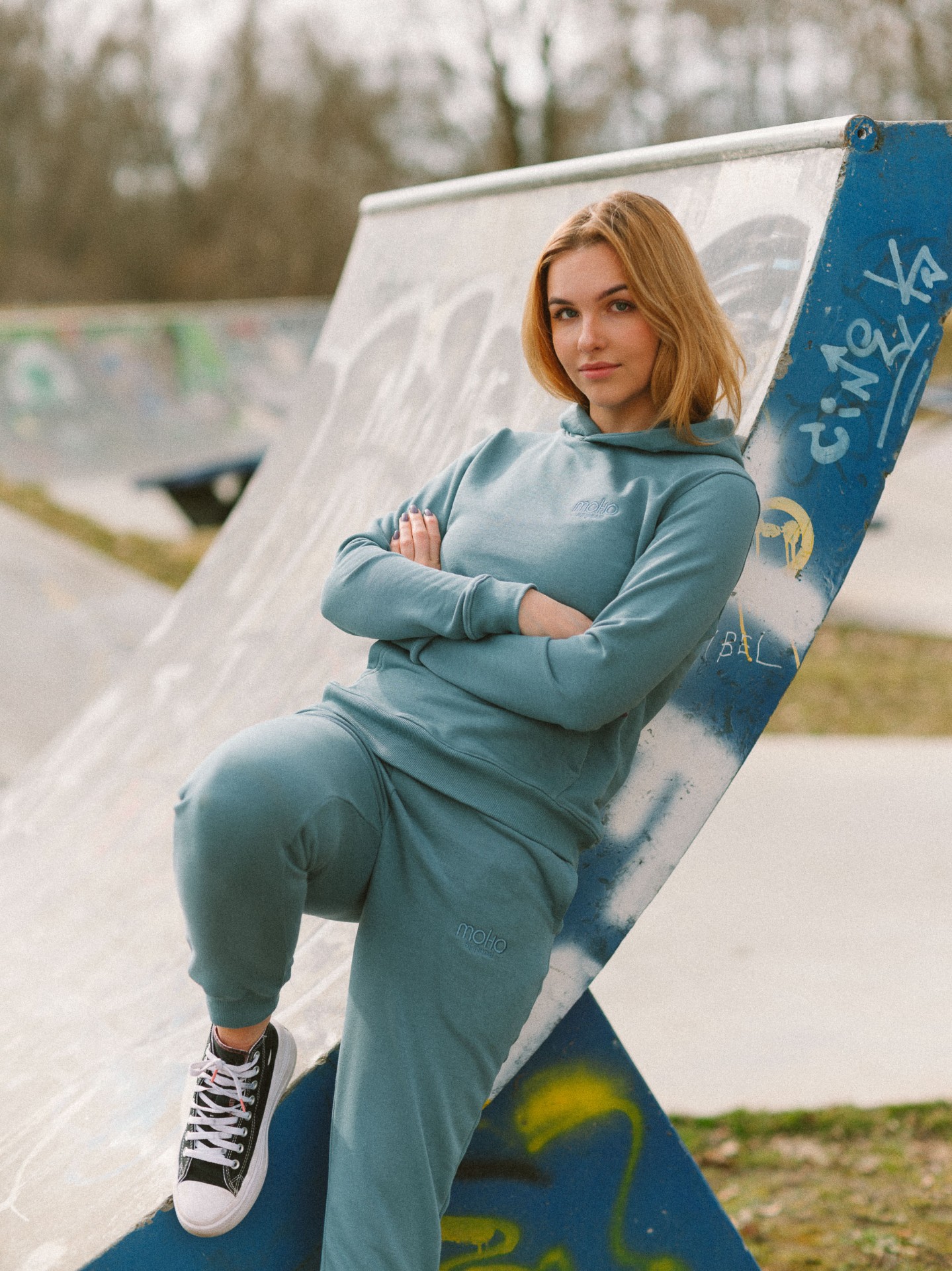 Essentials Joggers · Women Teal — ujęcie 2